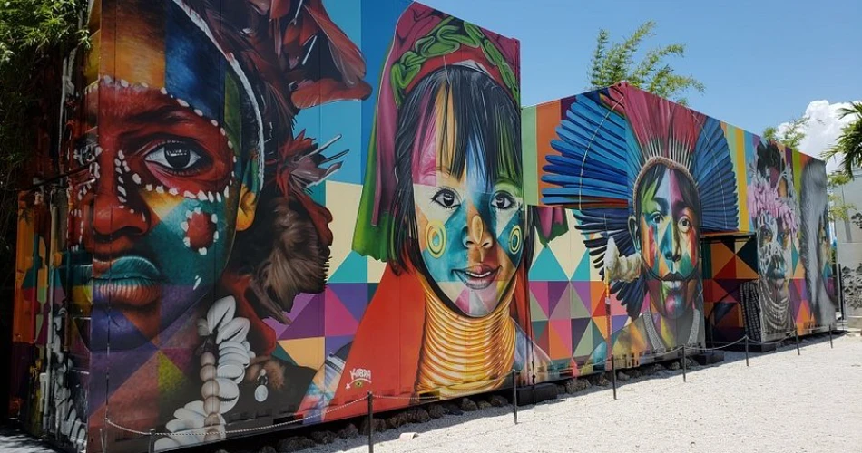48 Hours in Miami: Beaches, Bites & Big Energy